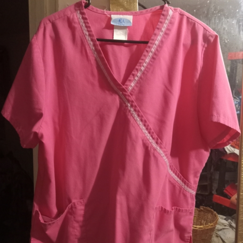Scrubs - Picture 3 of 3